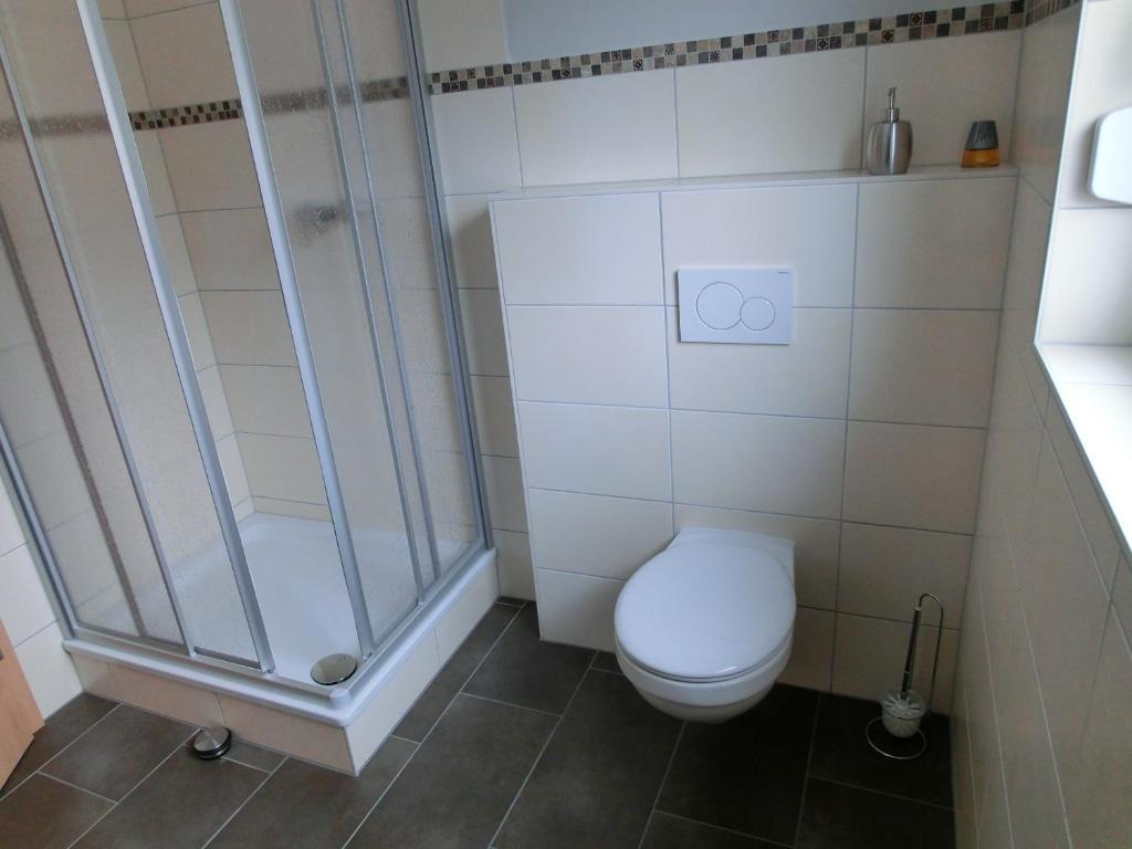 Bed and Breakfast Ferienweingut Hirschen Schulstrasse Burg  Camera foto